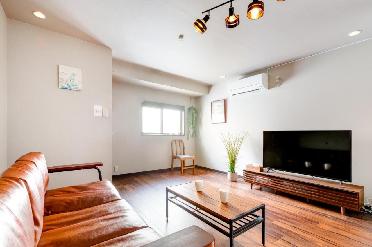 Villa Chikyuutabikazoku Usj Ⅱ à Ōsaka Extérieur photo